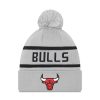 NEW ERA NBA CHICAGO BULLS JAKE CUFF BOBBLE BEANIE HAT LIGHT GREY