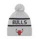 NEW ERA NBA CHICAGO BULLS JAKE CUFF BOBBLE BEANIE HAT LIGHT GREY