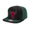 MITCHELL & NESS CHICAGO BULLS DAY ONE SNAPBACK GREEN / RED