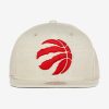 MITCHELL & NESS TORONTO RAPTORS CUT AWAY SNAPBACK NBA OFF WHITE