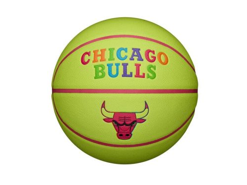 Wilson NBA Team Neon Chicago Bulls BSKT Green